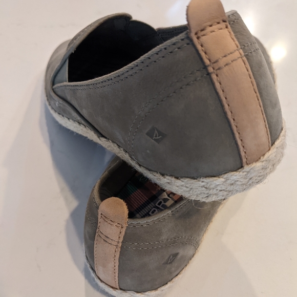 Sperry Leather Espadrille Style Slip on Sneakers - Picture 3 of 3